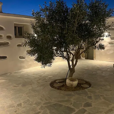 Tsigouri Aparthotel Ano Sangrion