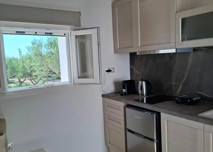 Tsigouri Aparthotel 3*